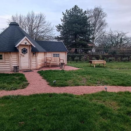 Les Cabanes Du Grand Nord Pradines  Екстер'єр фото