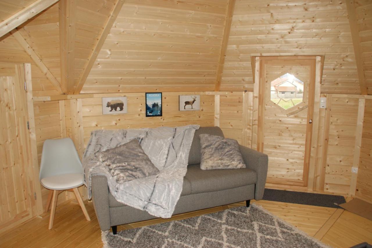 Les Cabanes Du Grand Nord Pradines  Екстер'єр фото