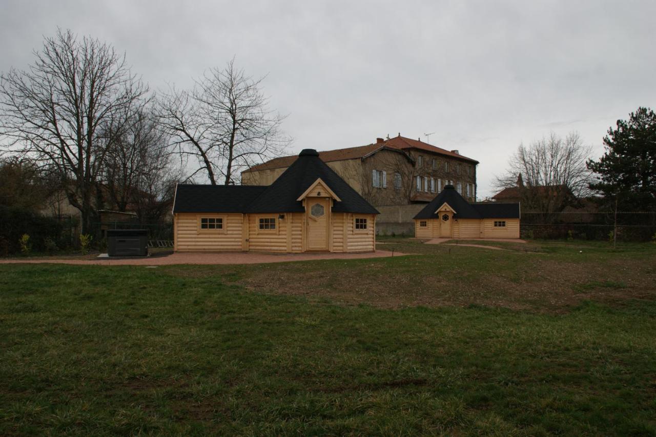 Les Cabanes Du Grand Nord Pradines  Екстер'єр фото
