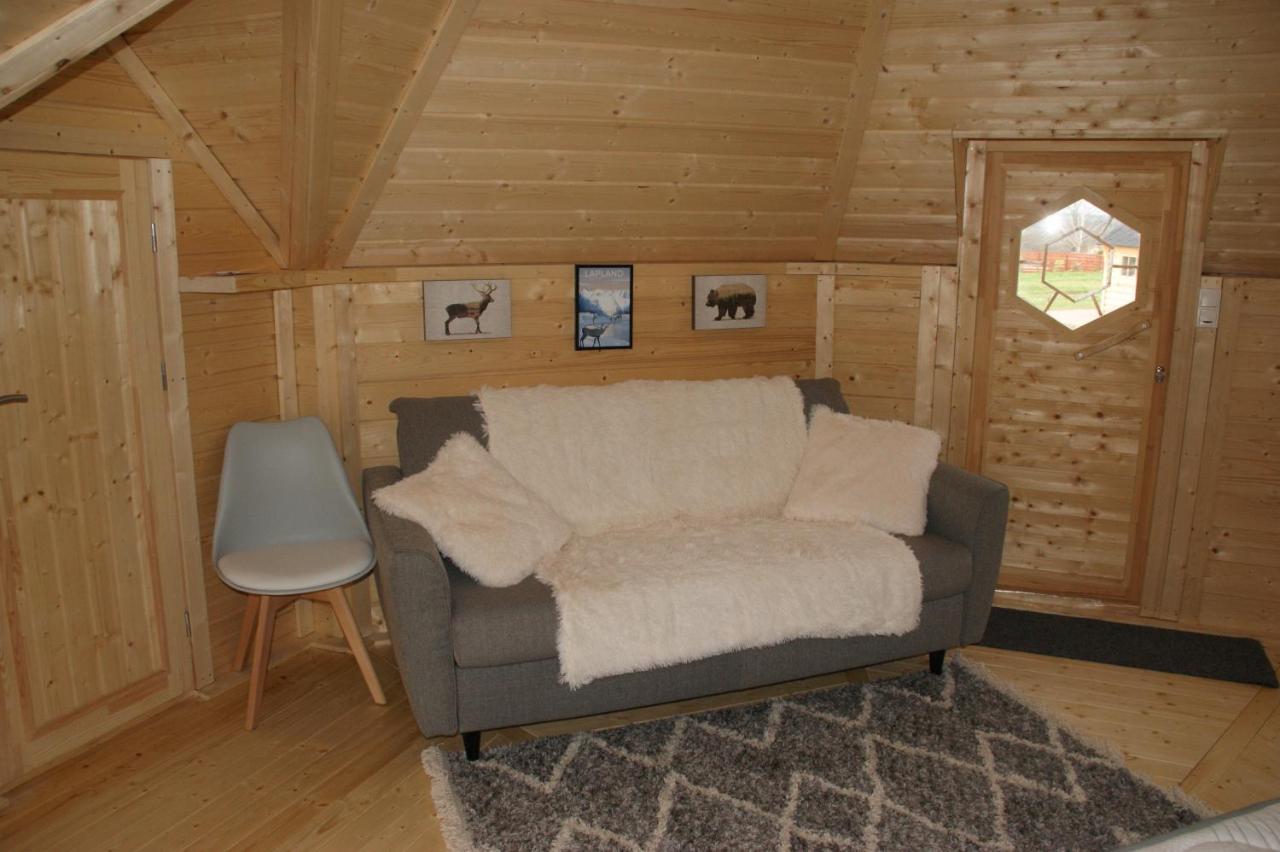 Les Cabanes Du Grand Nord Pradines  Екстер'єр фото