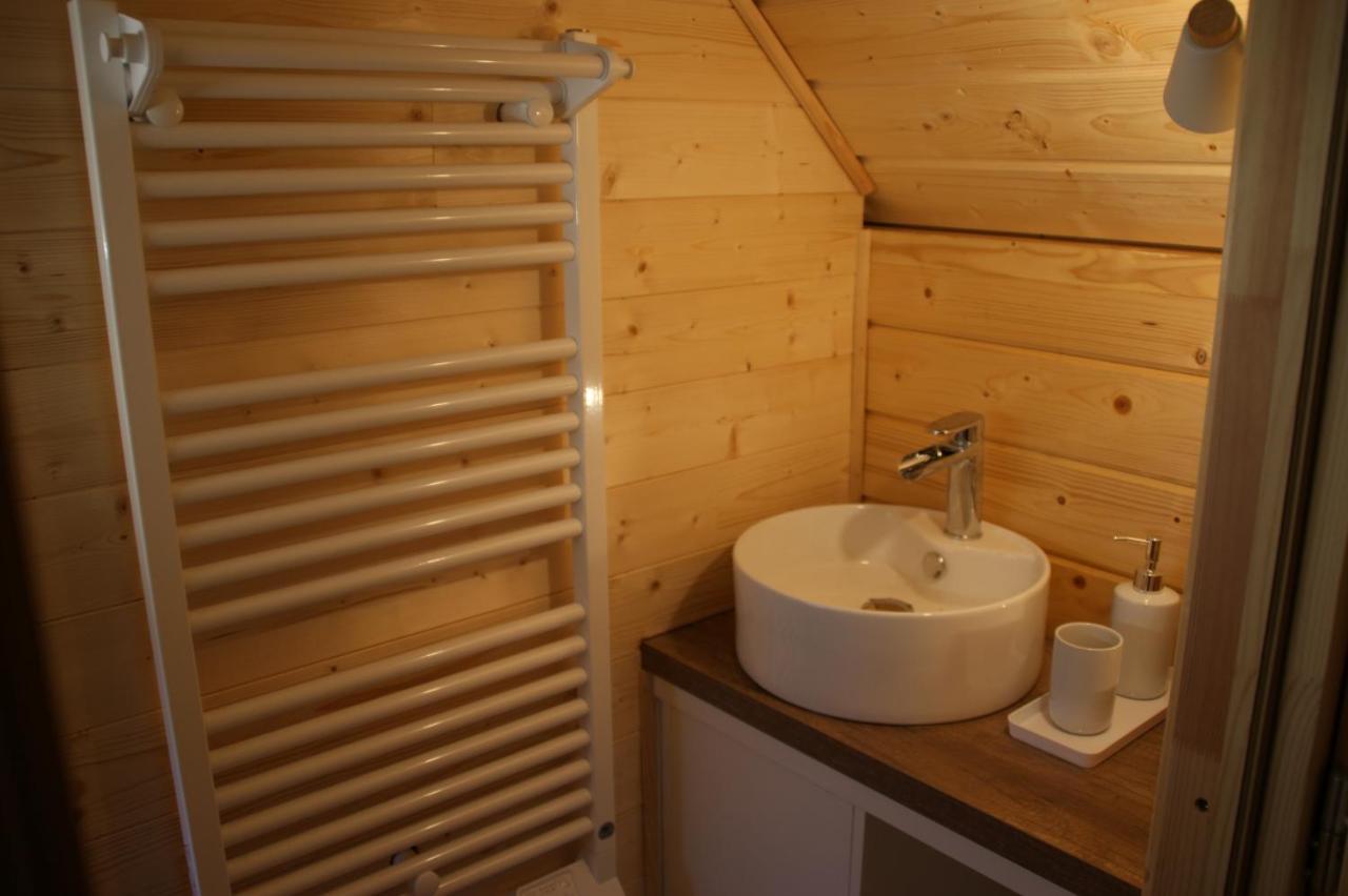 Les Cabanes Du Grand Nord Pradines  Екстер'єр фото