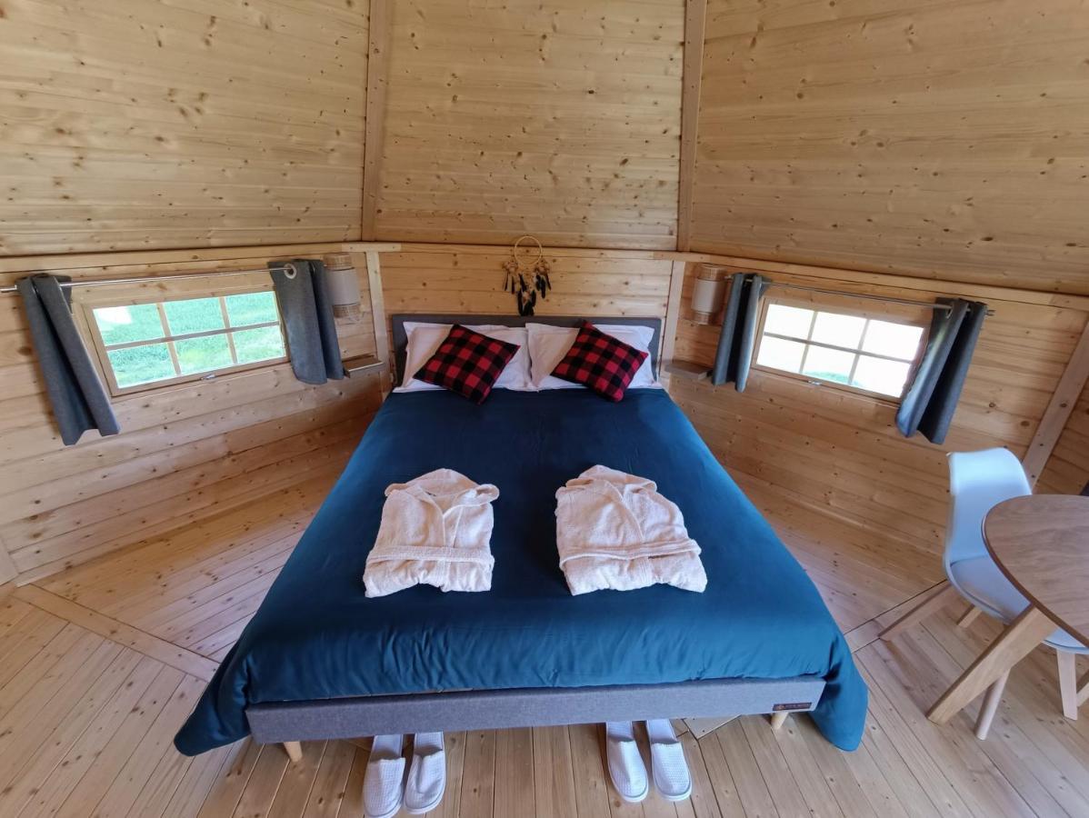 Les Cabanes Du Grand Nord Pradines  Екстер'єр фото